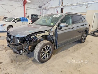 VOLKSWAGEN TIGUAN S