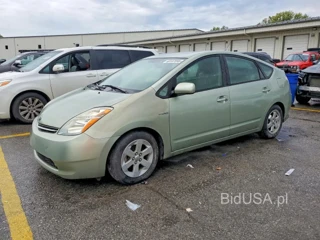 TOYOTA PRIUS BASE