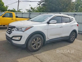 HYUNDAI SANTA FE SPORT 2.4L