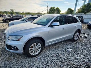 AUDI Q5 PREMIUM