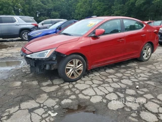 HYUNDAI ELANTRA SEL