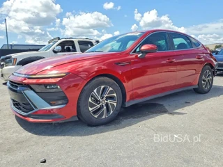 HYUNDAI SONATA HYBRID BLUE