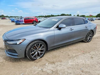 VOLVO S90 T5 MOMENTUM