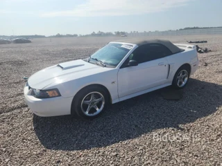 FORD MUSTANG GT