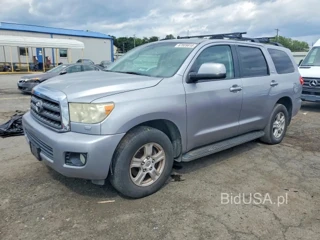 TOYOTA SEQUOIA SR5