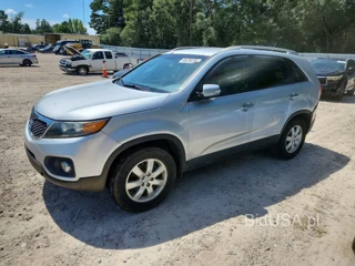 KIA SORENTO LX