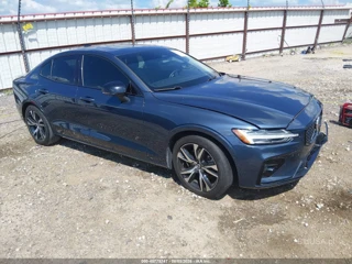 VOLVO VOLVO S60 B5 PLUS DARK THEME
