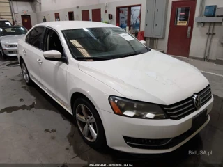 VOLKSWAGEN VOLKSWAGEN PASSAT 2.5L SE