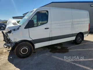 MERCEDES-BENZ SPRINTER 2500/3500
