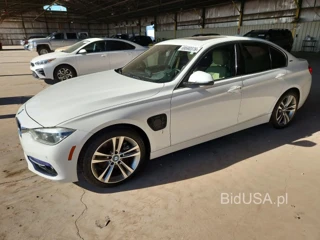 BMW 330E