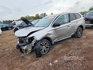 MITSUBISHI OUTLANDER SE