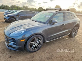PORSCHE MACAN S