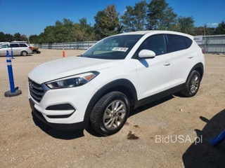 HYUNDAI TUCSON SE