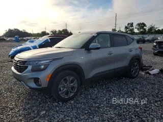 KIA SELTOS LX