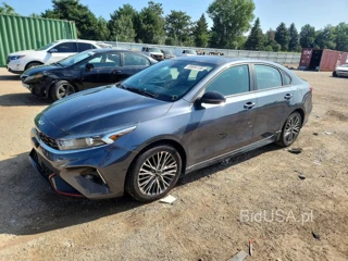 KIA FORTE GT LINE