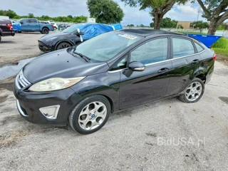 FORD FIESTA TITANIUM