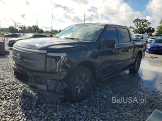 FORD F150 LIGHTNING LARIAT