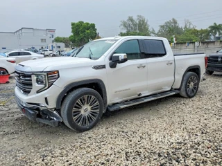 GMC SIERRA C1500 SLT