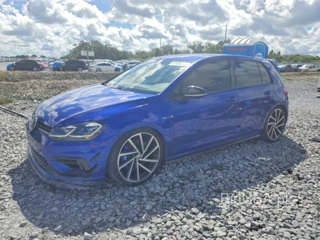 VOLKSWAGEN GOLF R