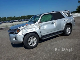 TOYOTA 4RUNNER SR5