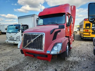 VOLVO VNL