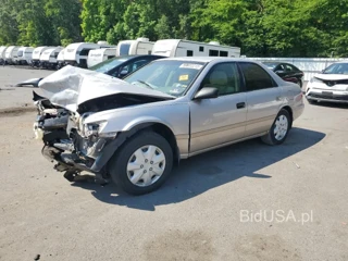 TOYOTA CAMRY CE