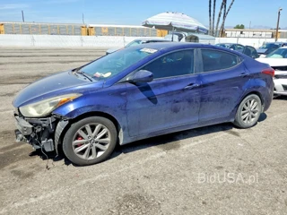 HYUNDAI ELANTRA SE