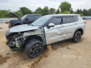 MITSUBISHI OUTLANDER SE