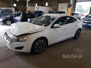 VOLVO S60 T5