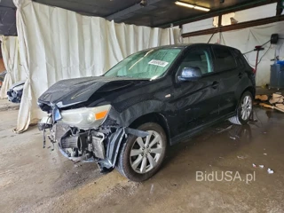 MITSUBISHI OUTLANDER SPORT ES