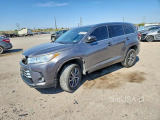 TOYOTA HIGHLANDER XLE