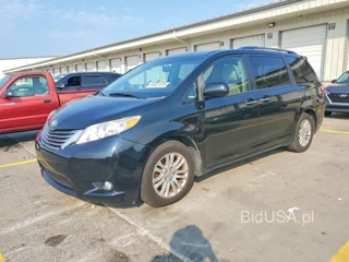 TOYOTA SIENNA XLE 8-PASSENGER