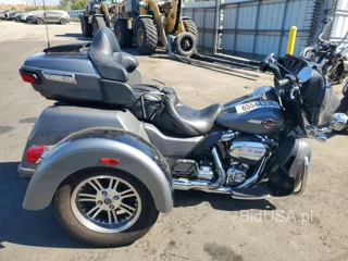 HARLEY-DAVIDSON FLHTCUTG