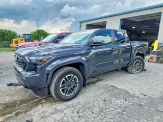 TOYOTA TACOMA TRD SPORT