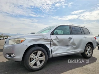 TOYOTA HIGHLANDER LIMITED