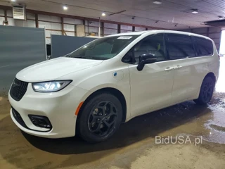CHRYSLER PACIFICA HYBRID LIMITED
