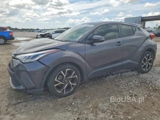 TOYOTA C-HR XLE