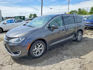 CHRYSLER PACIFICA TOURING PLUS