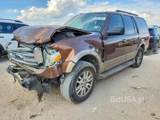 FORD EXPEDITION XLT
