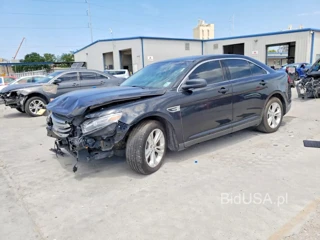 FORD TAURUS SE