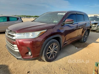 TOYOTA HIGHLANDER XLE