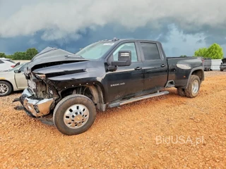 CHEVROLET SILVERADO K3500 LT