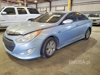 HYUNDAI SONATA HYBRID