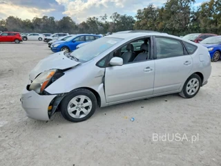 TOYOTA PRIUS BASE