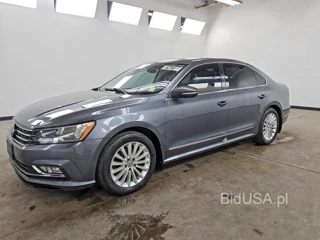 VOLKSWAGEN PASSAT SE