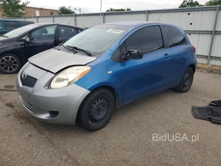 TOYOTA YARIS BASE