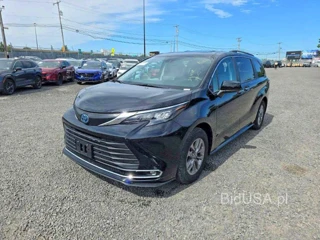 TOYOTA SIENNA XLE