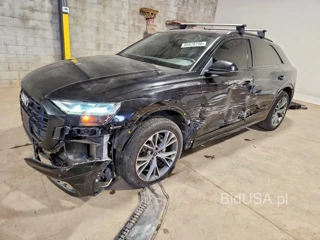 AUDI Q8 PREMIUM