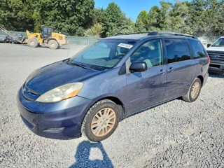TOYOTA SIENNA LE 7-PASSENGER