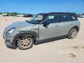MINI COOPER CLUBMAN